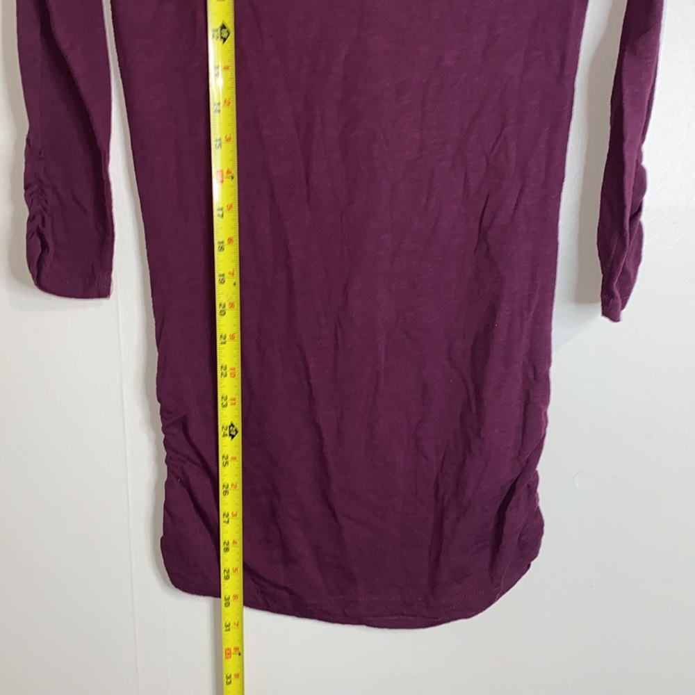 🪿Vanity Maroon lace detail dress! - Picture 5 of 7